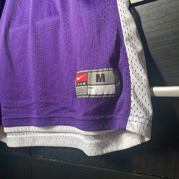 Purple and white Nike tank top size m - Picture 3 of 5